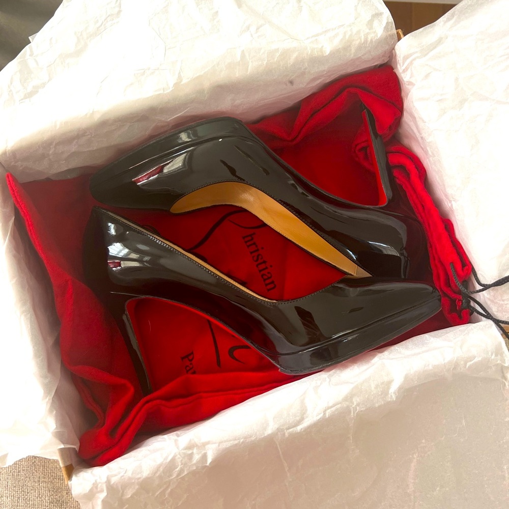 Christian Louboutin Pigalle Plato Pumps Size 37.5